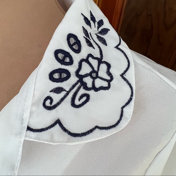 NWOT Embroidery laboratory coat L medical scrub - Picture 13 of 14